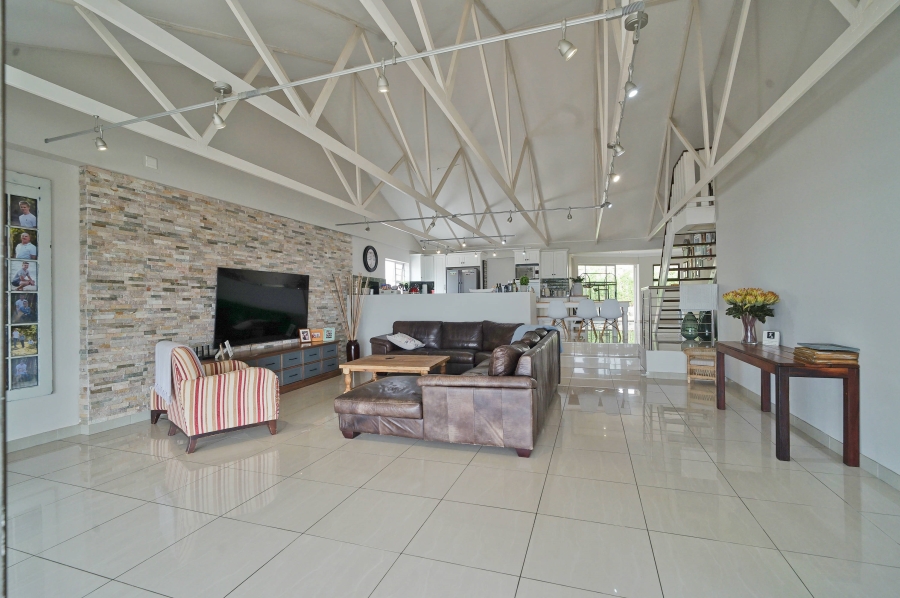 4 Bedroom Property for Sale in Winterstrand Eastern Cape